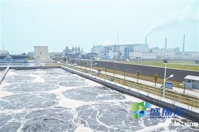 造纸工业为什么会使用聚丙烯酰胺?(聚丙烯酰胺在造纸业的作用)